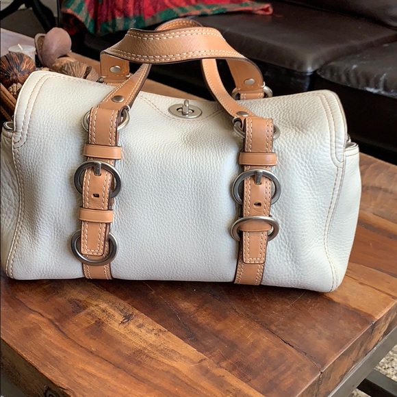 Coach Tote - Picture 4 of 11